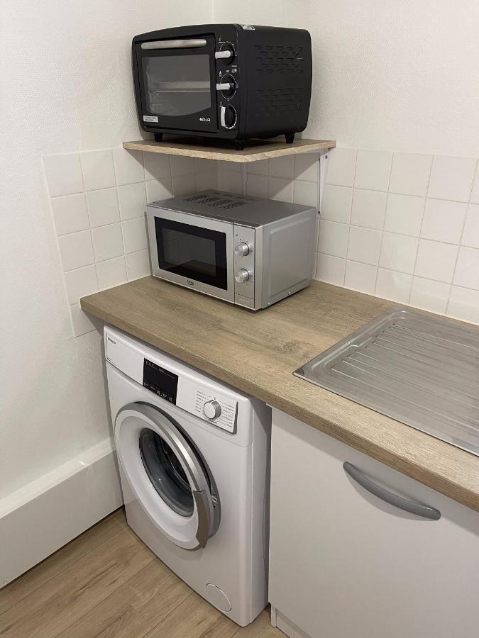 Ferienwohnung Le Chaleureux, Accueillant, Gare, Parking Gratuit Le Mans Exterior foto